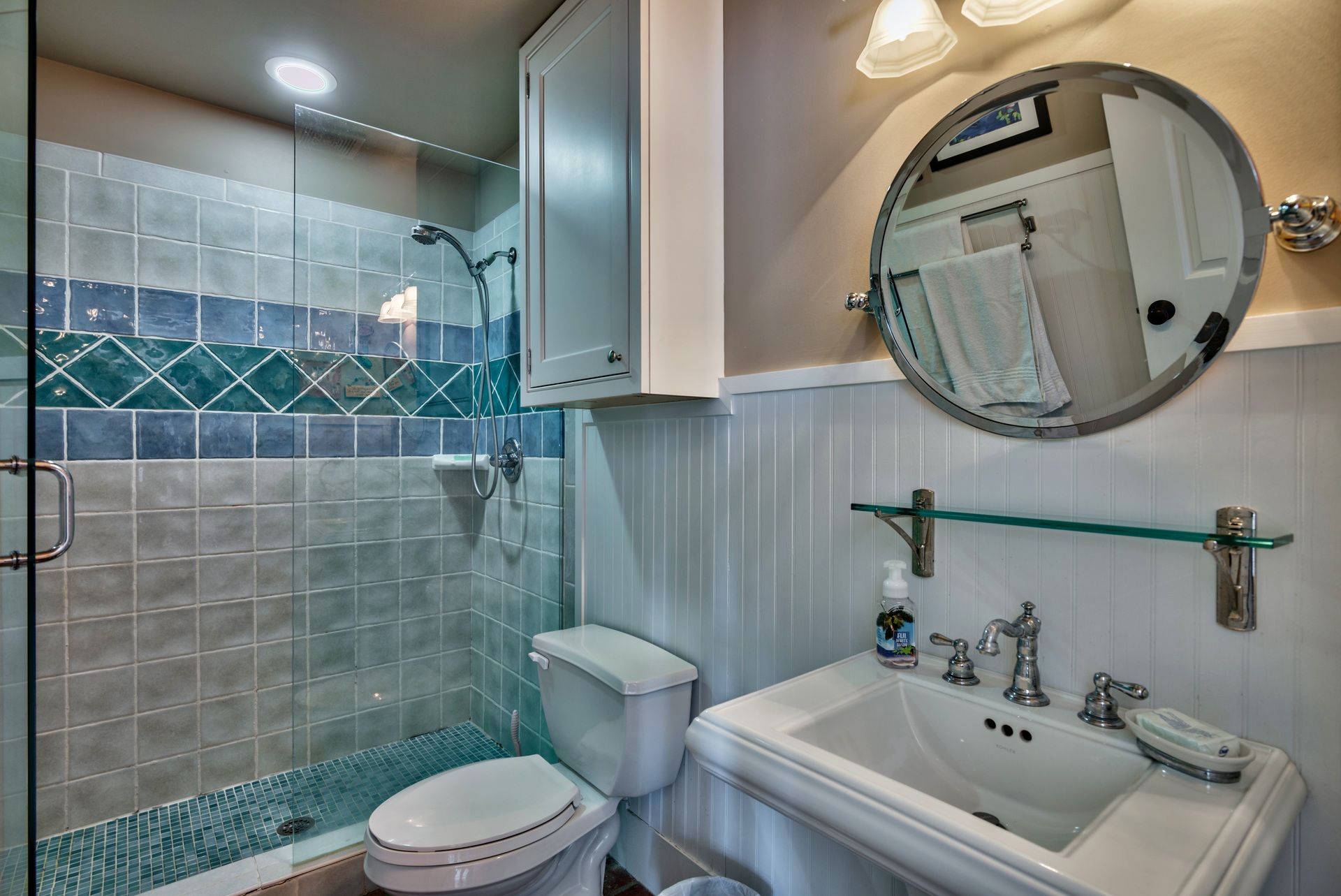 Full bath with walk in shower